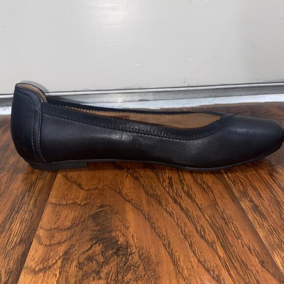 VIONIC Women's Sz 10 Caroll Flats Ballet Shoes Black Leather Comfort Closed Toe - Picture 9 of 10
